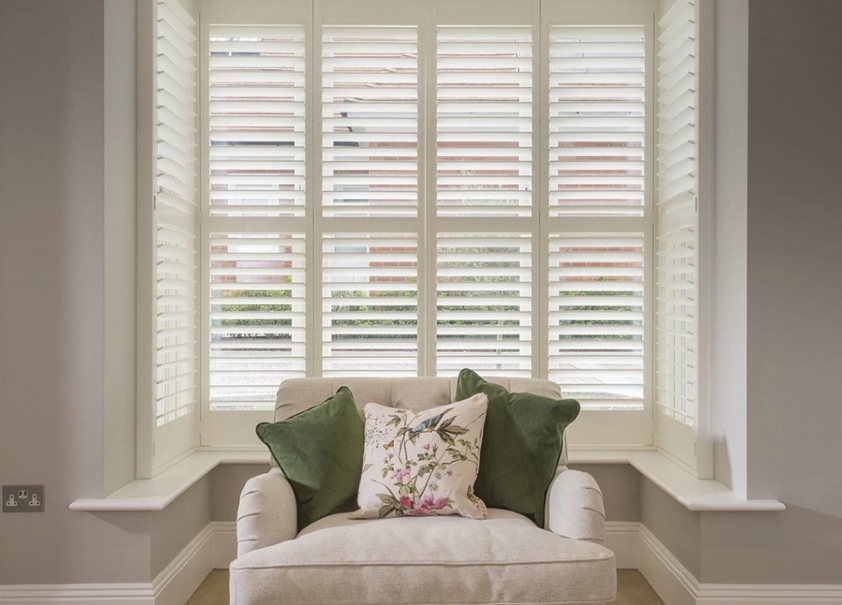 YMTC real wooden plantation shutters